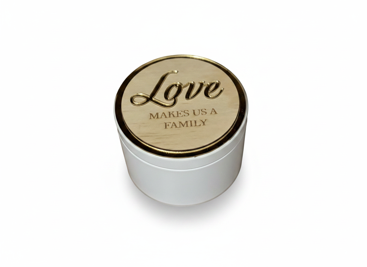Custom Lemon Myrtle Candle with Amethyst Crystals – “Love Makes Us a Family”