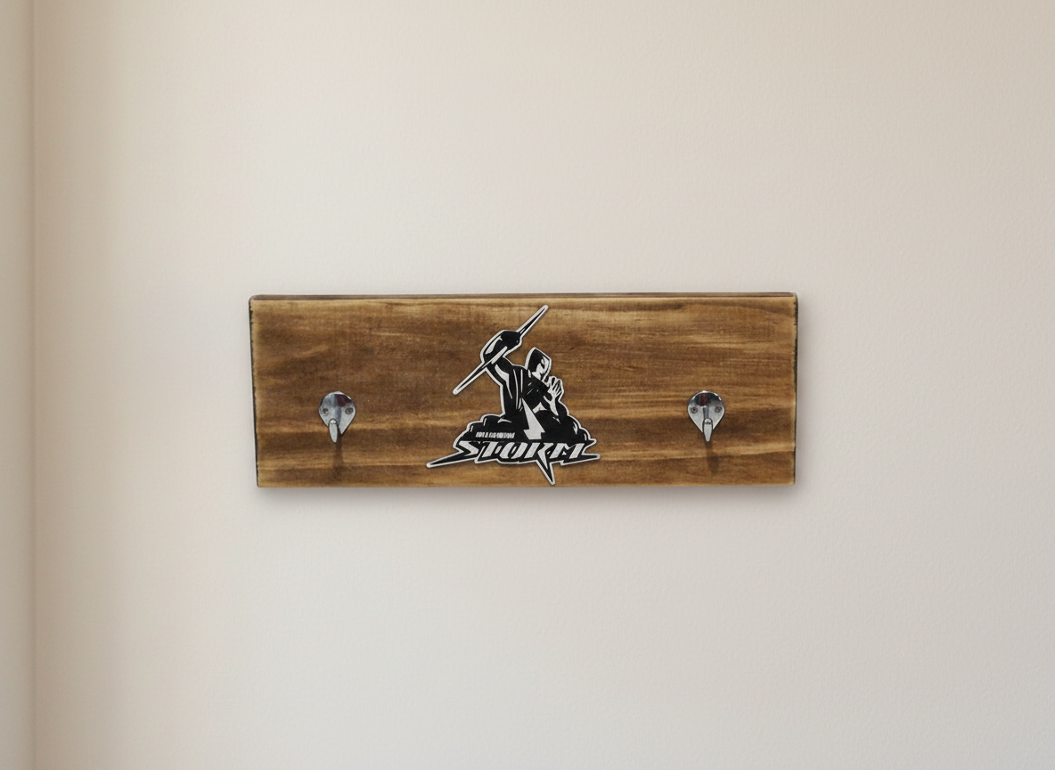 Mirror Hanging Board with Hooks – MELBOURNE | Pelican Designs