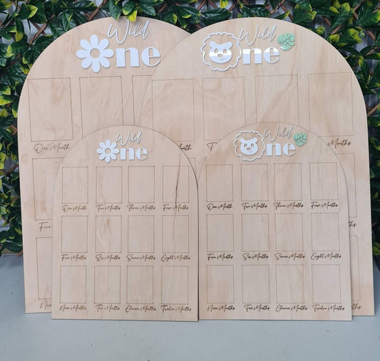 Wild One First Year Photo Board (Daisy or Lion Theme) – Optional Personalisation